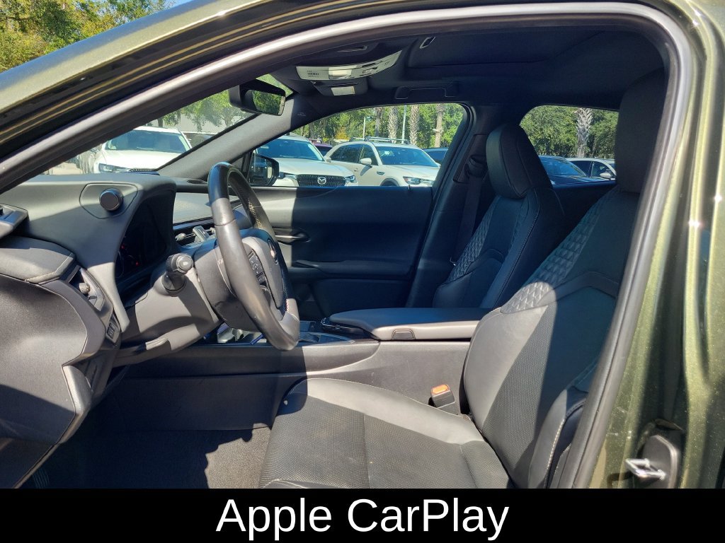 Used 2022 Lexus UX 200 w/ Premium Package FWD image 2