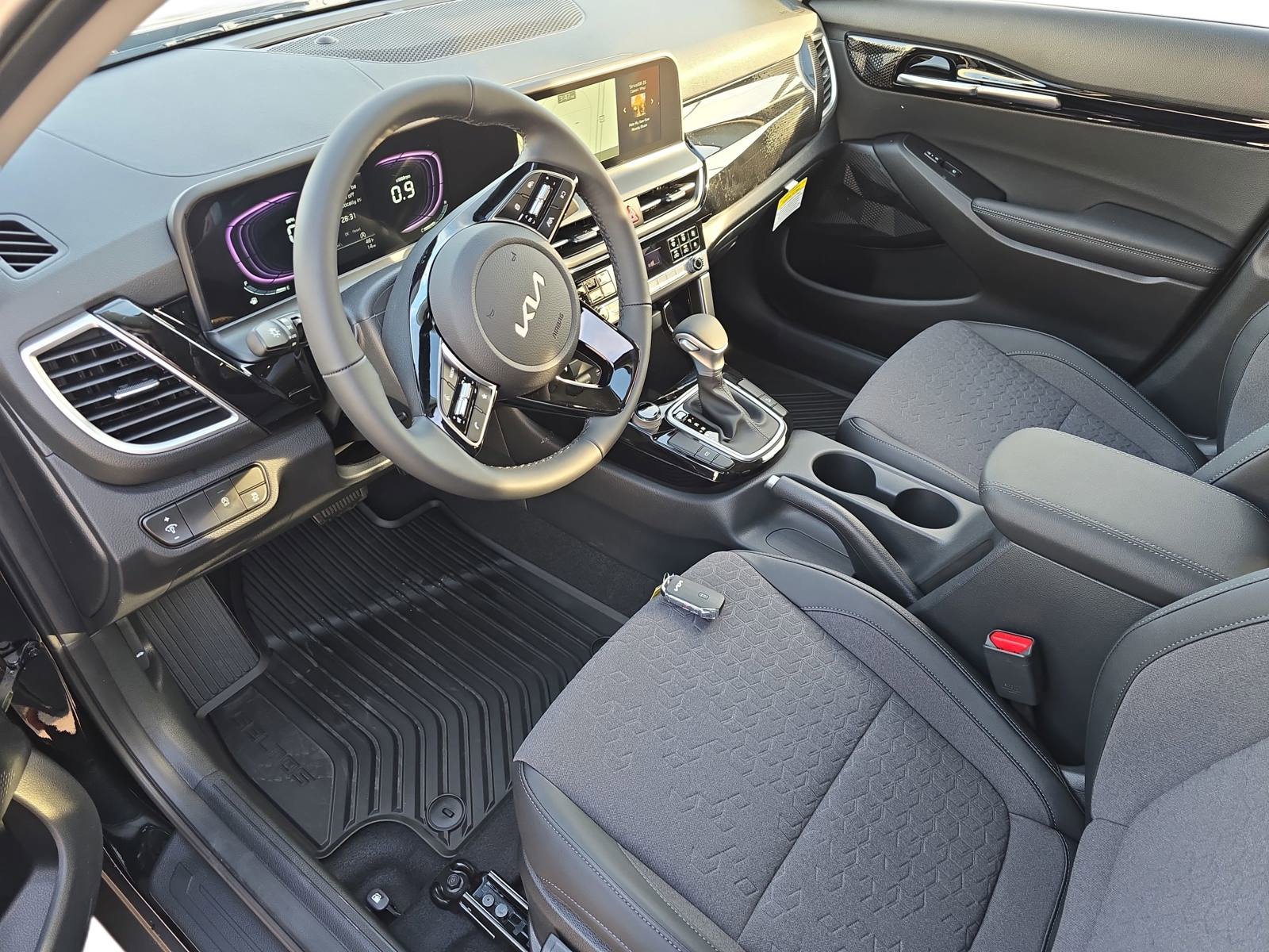 New 2026 Kia Seltos S FWD image 9