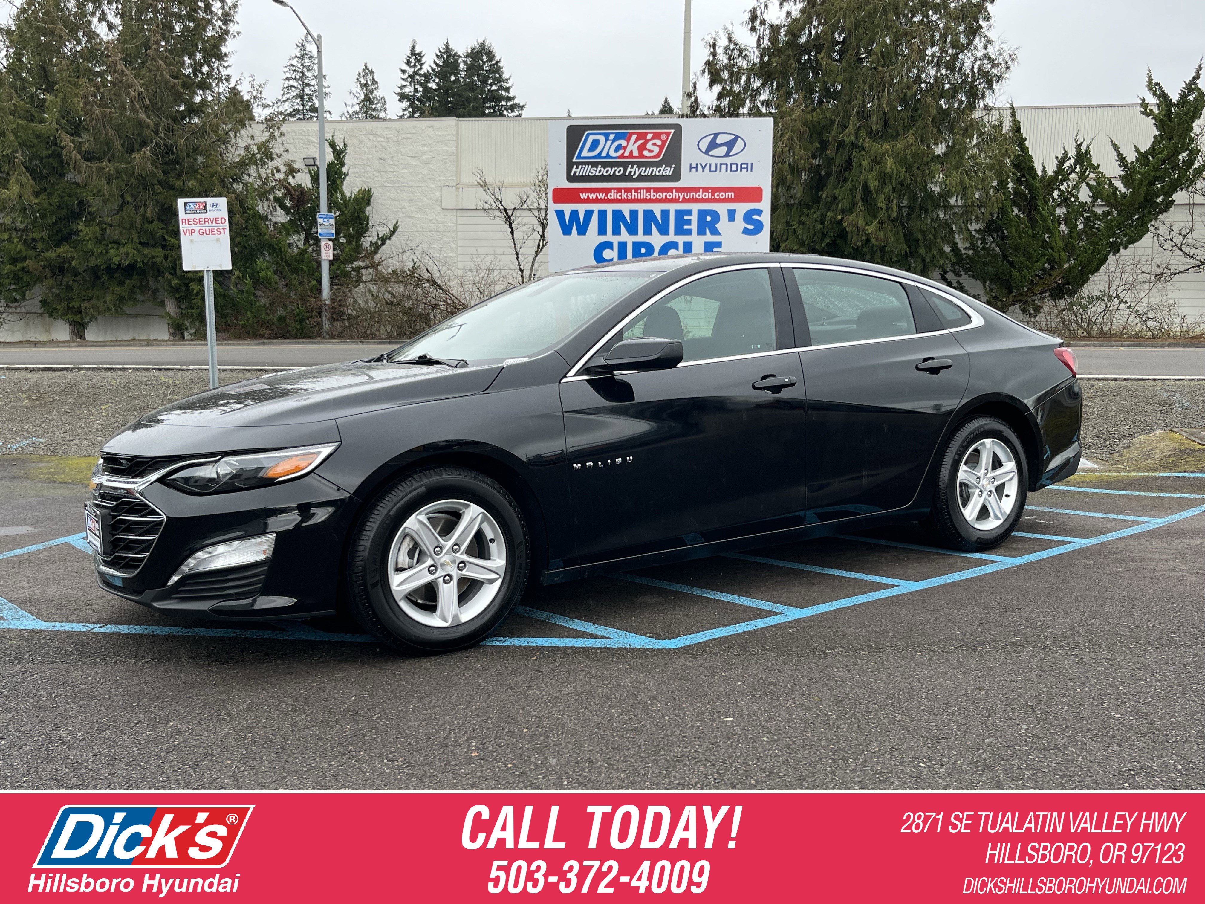 Used 2022 Chevrolet Malibu LT FWD image 1