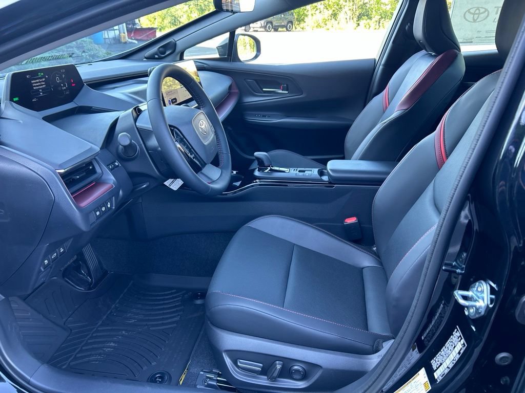 New 2026 Toyota Prius Plug-In Hybrid FWD image 9