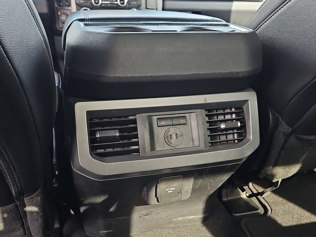 Used 2025 Ford F450 Lariat w/ Lariat Ultimate Package AWD/4WD image 21