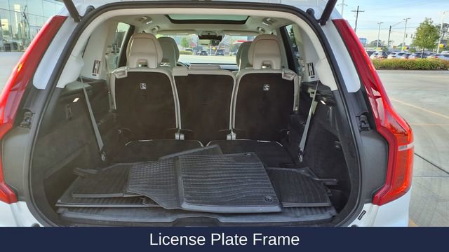 Certified 2021 Volvo XC90 T6 Momentum w/ Climate Package image 12