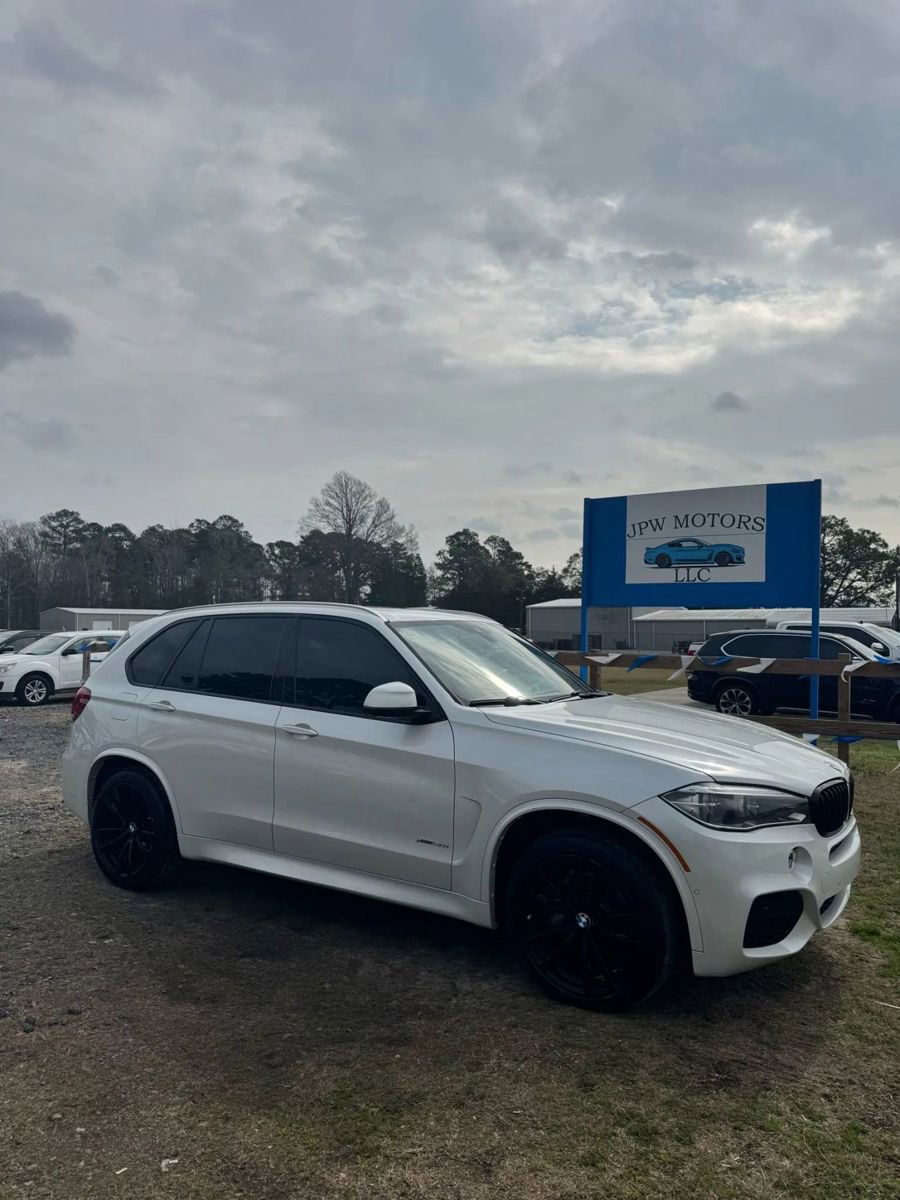 Used 2018 BMW X5 xDrive50i image 1