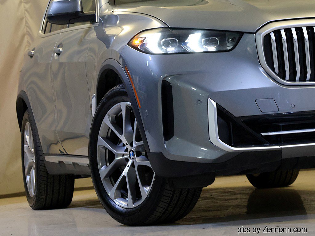 Certified 2025 BMW X5 xDrive40i w/ Premium Package image 4