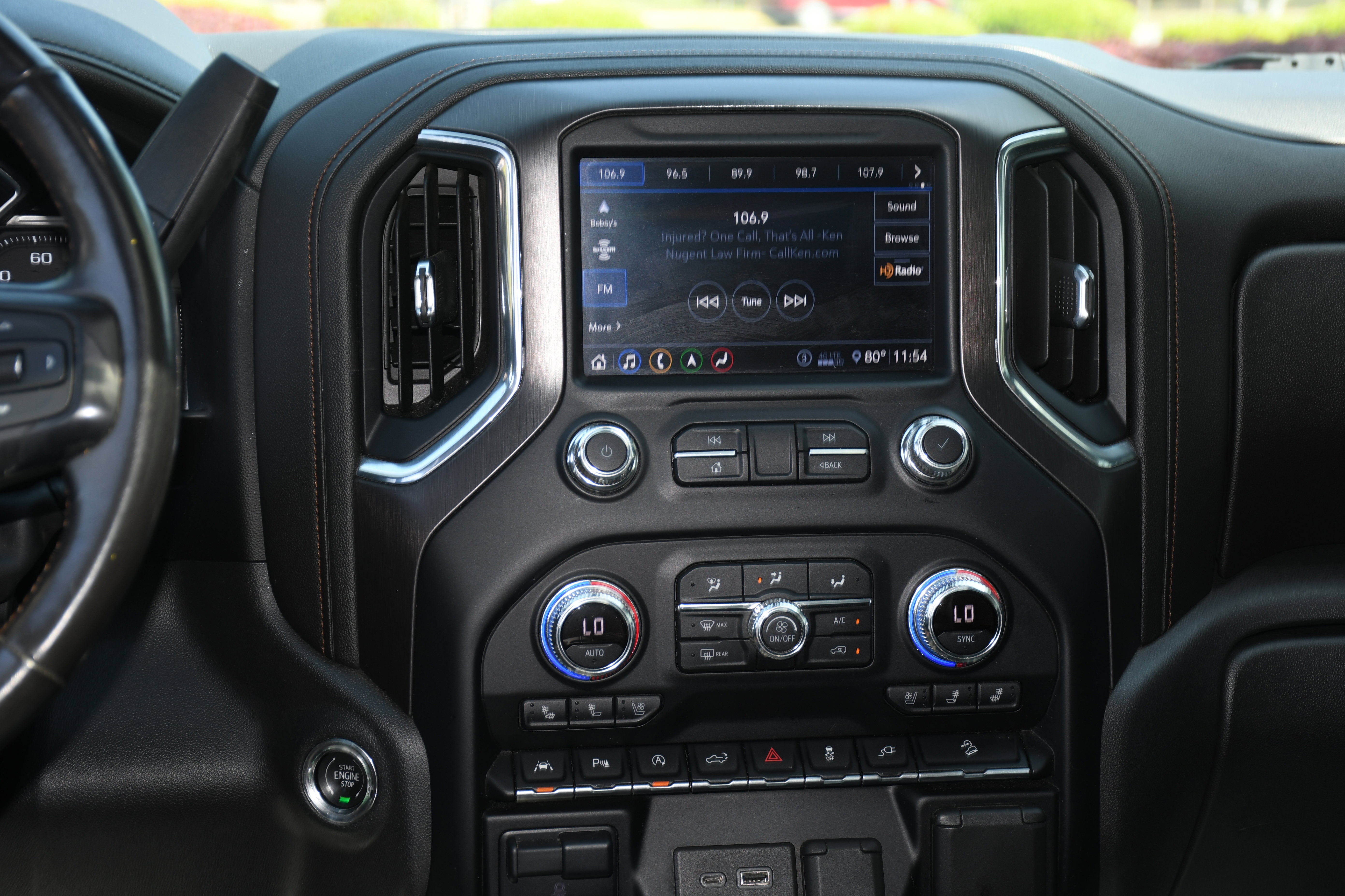 Used 2020 GMC Sierra 1500 AT4 w/ AT4 Premium Package image 19