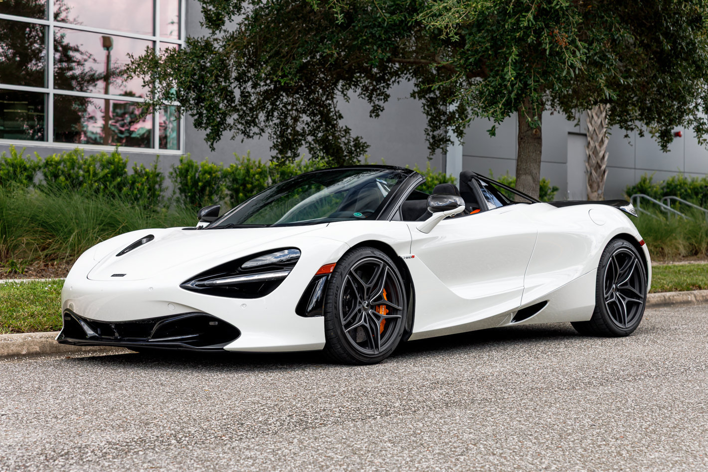 Used 2020 McLaren 720S Performance RWD image 38