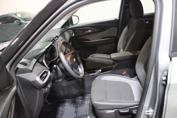 Used 2023 Chevrolet TrailBlazer LS FWD image 19
