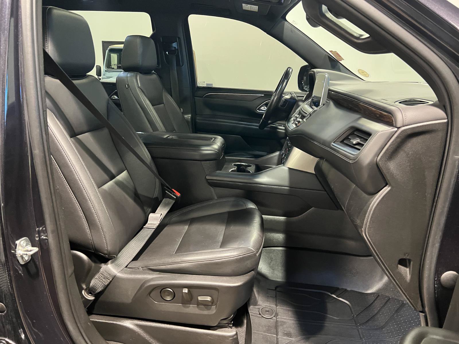 Used 2022 Chevrolet Tahoe Z71 AWD/4WD image 39