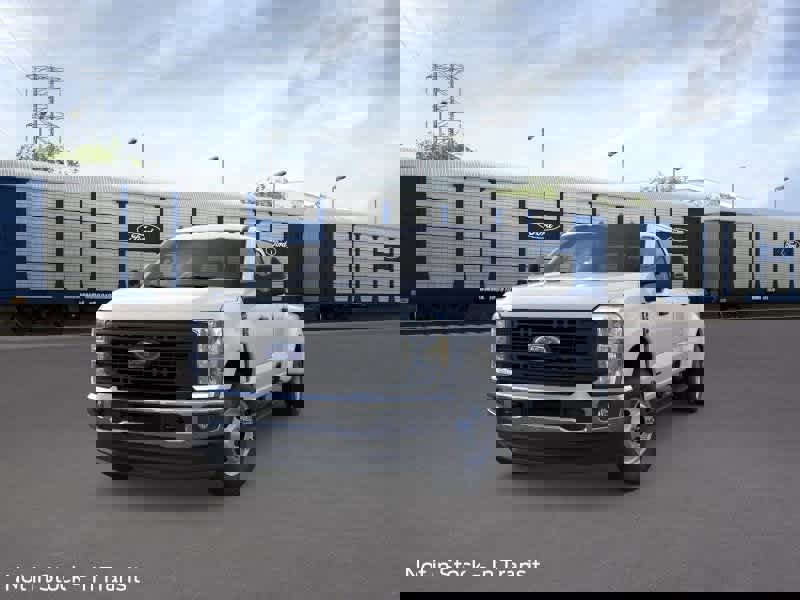 New 2026 Ford F350 XL image 2