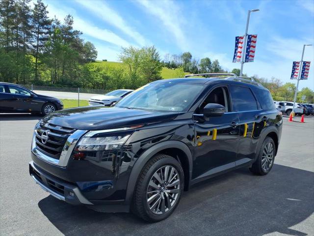 Used 2022 Nissan Pathfinder SL w/ SL Premium Package AWD/4WD image 4