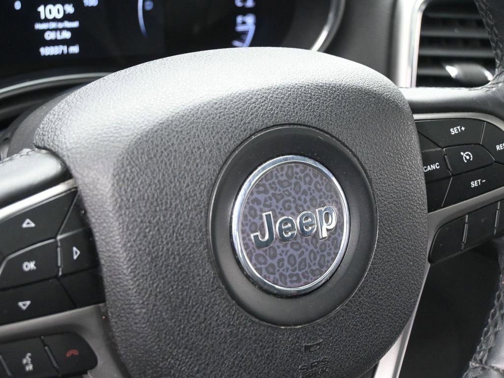Used 2018 Jeep Grand Cherokee Altitude image 12