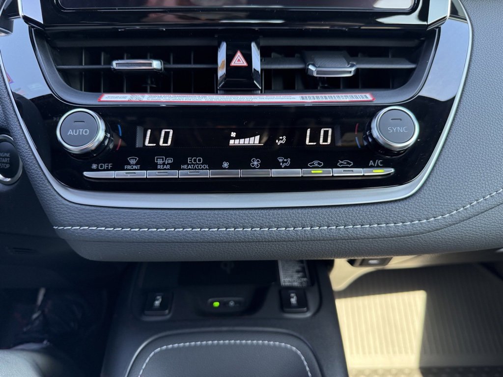 Certified 2025 Toyota Corolla XSE image 25