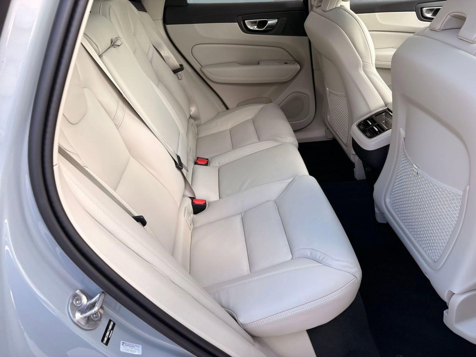 New 2026 Volvo XC60 B5 Ultra w/ Climate Package image 25