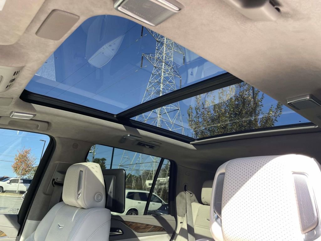 Used 2022 Cadillac Escalade Sport Platinum image 21