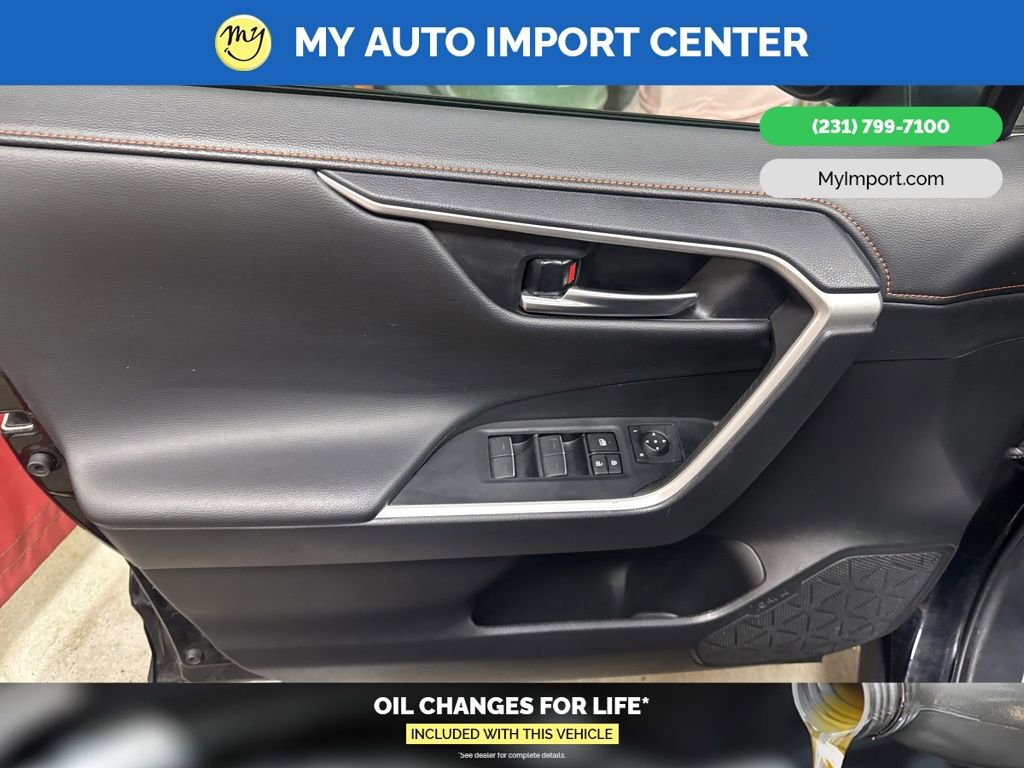 Used 2024 Toyota RAV4 Adventure image 10