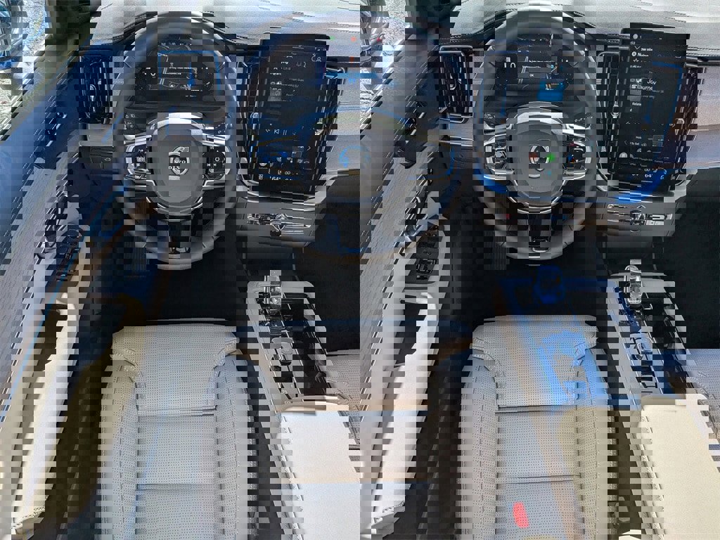 New 2026 Volvo XC90 B6 Ultra w/ Protection Package Premier image 18