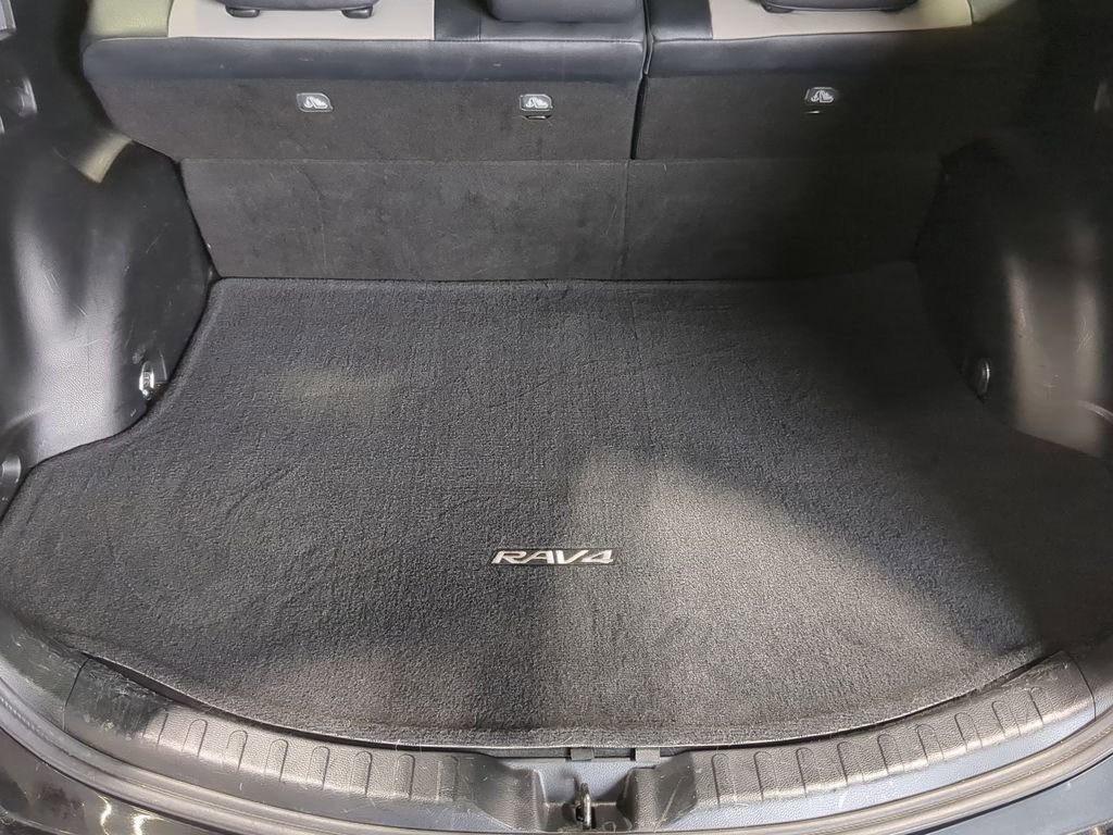 Used 2016 Toyota RAV4 Limited AWD/4WD image 38