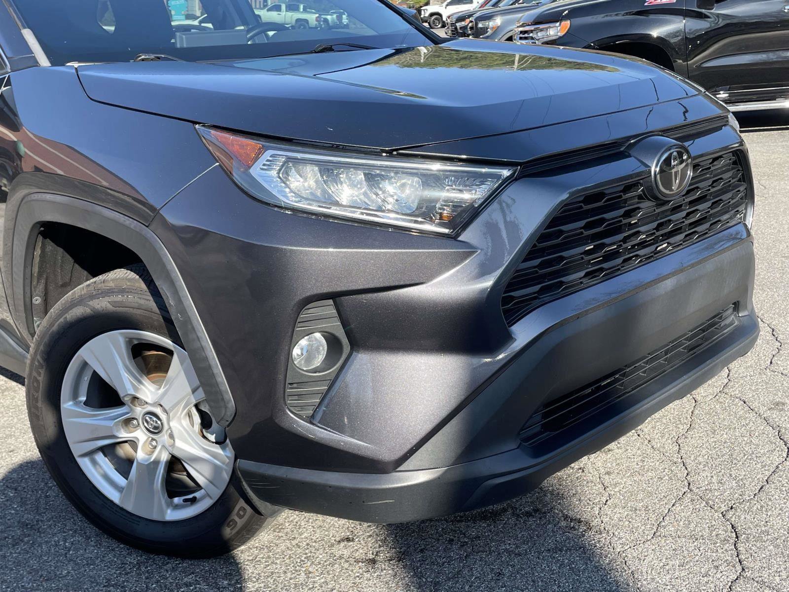 Used 2021 Toyota RAV4 XLE image 28