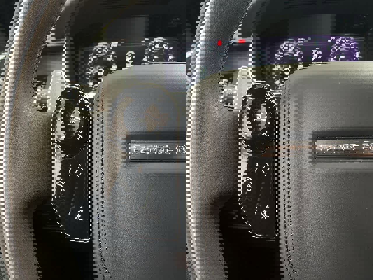 Used 2022 Land Rover Range Rover Sport HST image 21