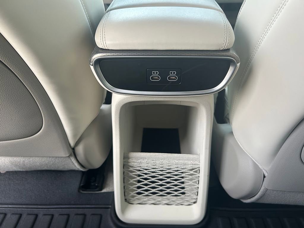 Used 2023 Genesis GV60 Performance image 22