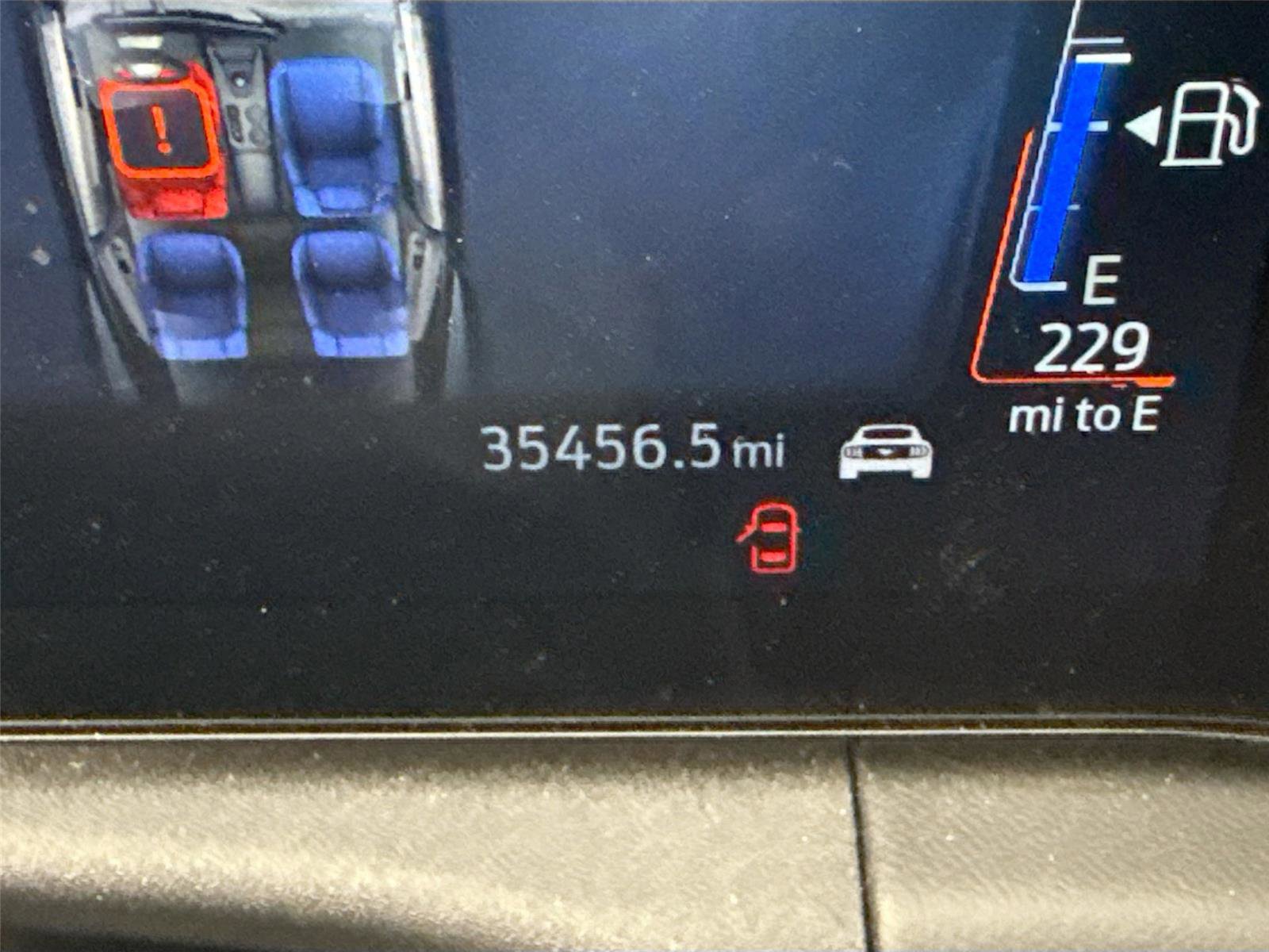 Used 2024 Ford Mustang GT Premium image 14