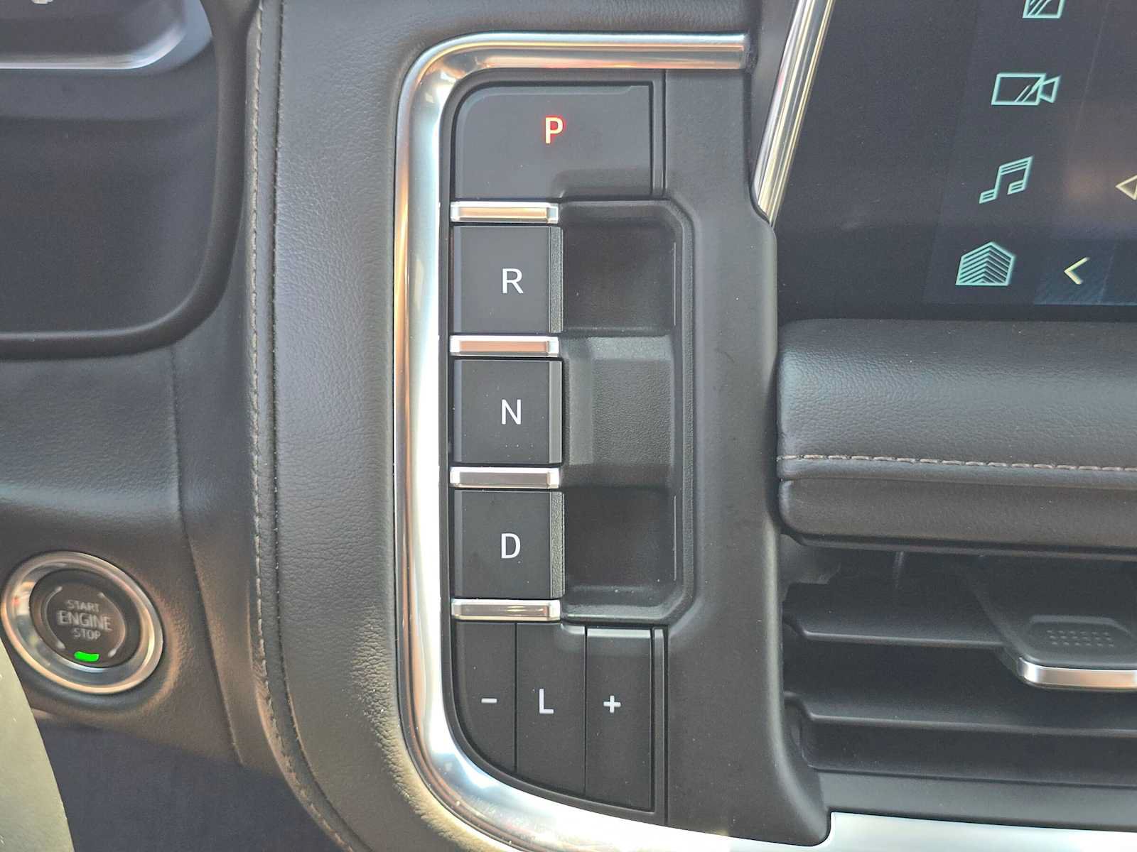 Used 2023 Chevrolet Suburban High Country w/ Max Trailering Package RWD image 33