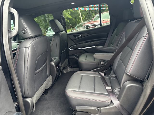 Used 2025 Chevrolet Traverse Z71 w/ LPO, Floor Liner Package AWD/4WD image 21