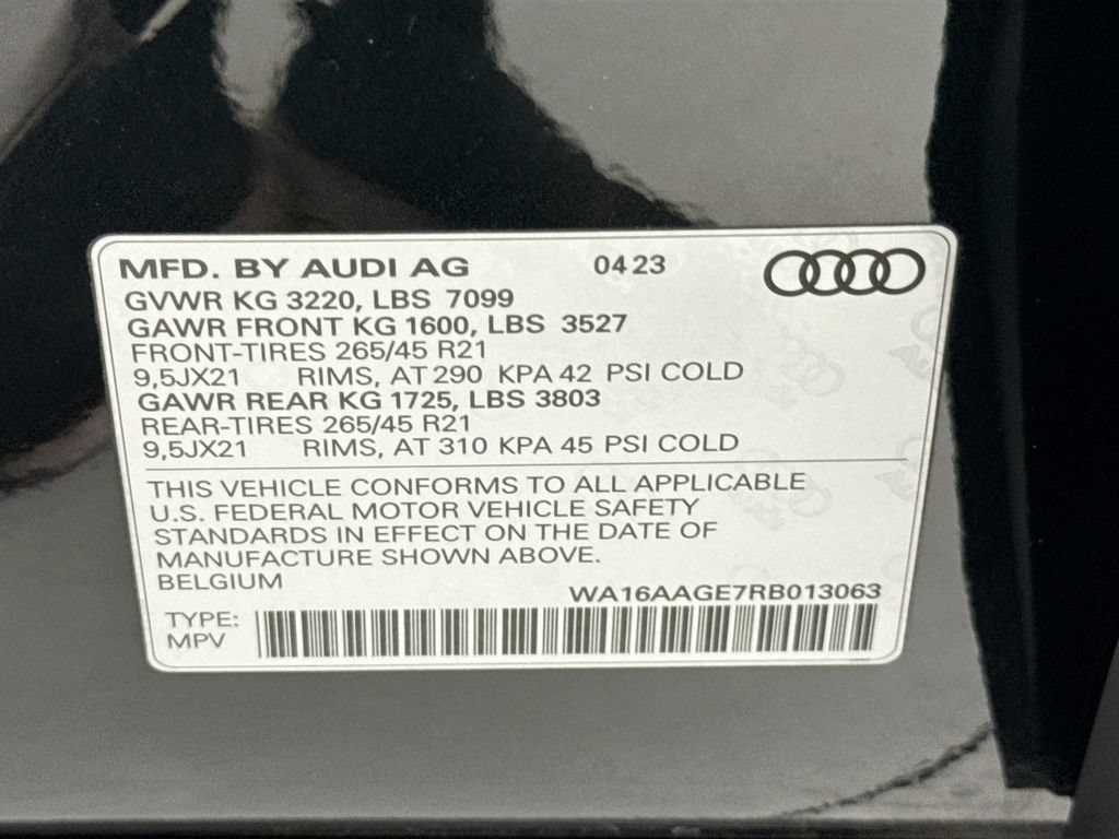 Certified 2024 Audi Q8 e-tron Prestige w/ Prestige Package AWD/4WD image 34