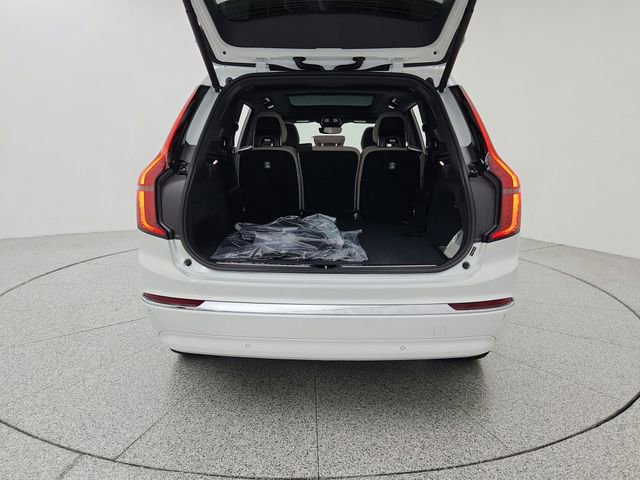 New 2026 Volvo XC90 B5 Core image 27