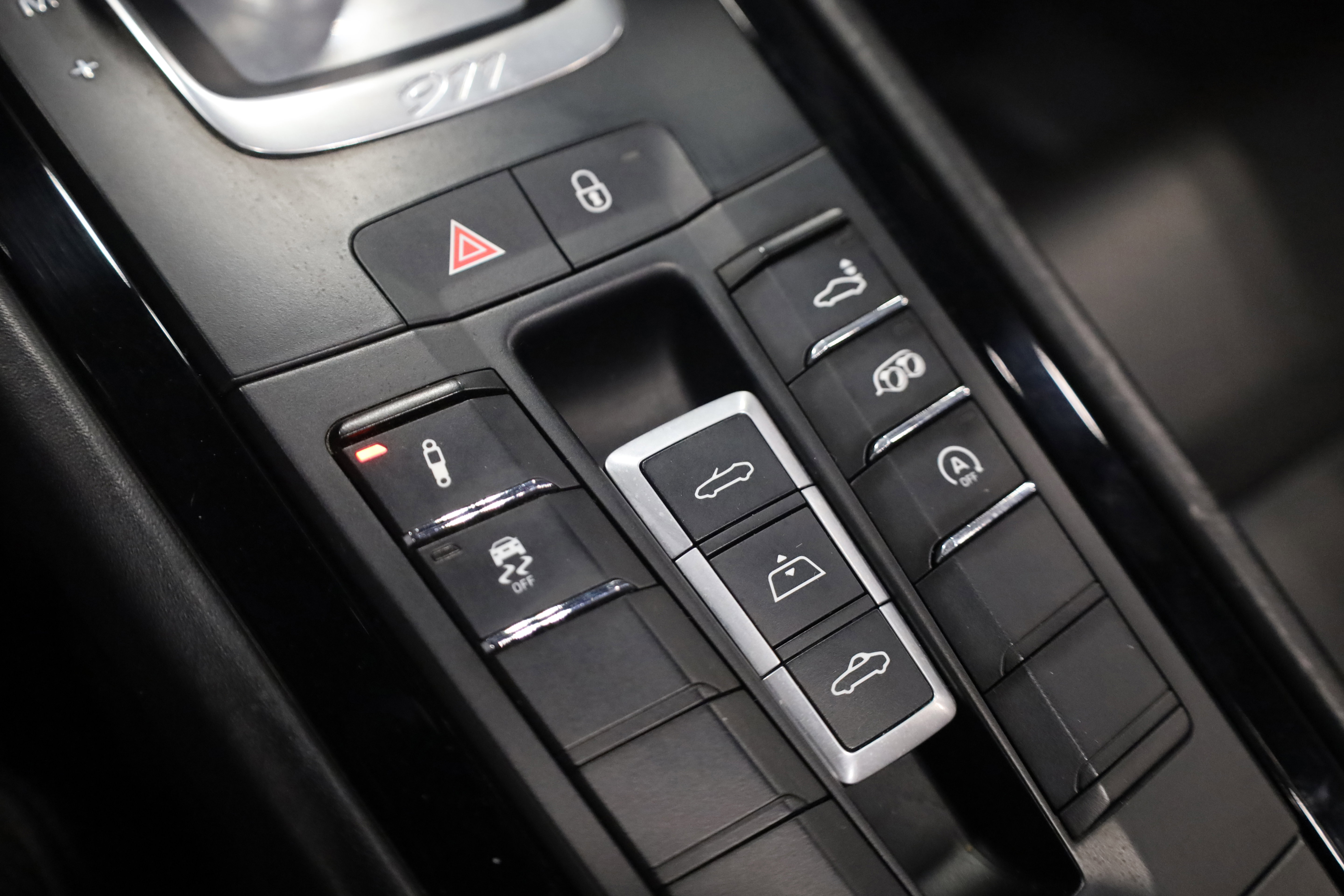 Used 2017 Porsche 911 Carrera 4S image 33