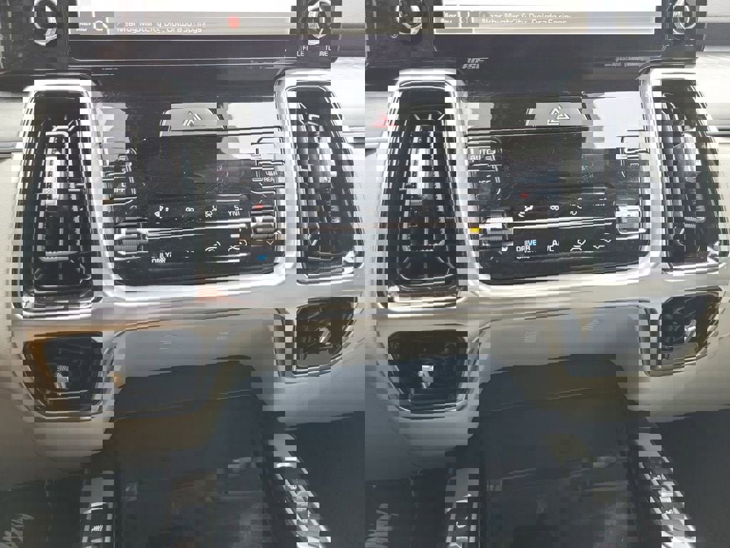 Used 2023 Kia Sorento SX Prestige w/ Panoramic Sunroof Package image 27