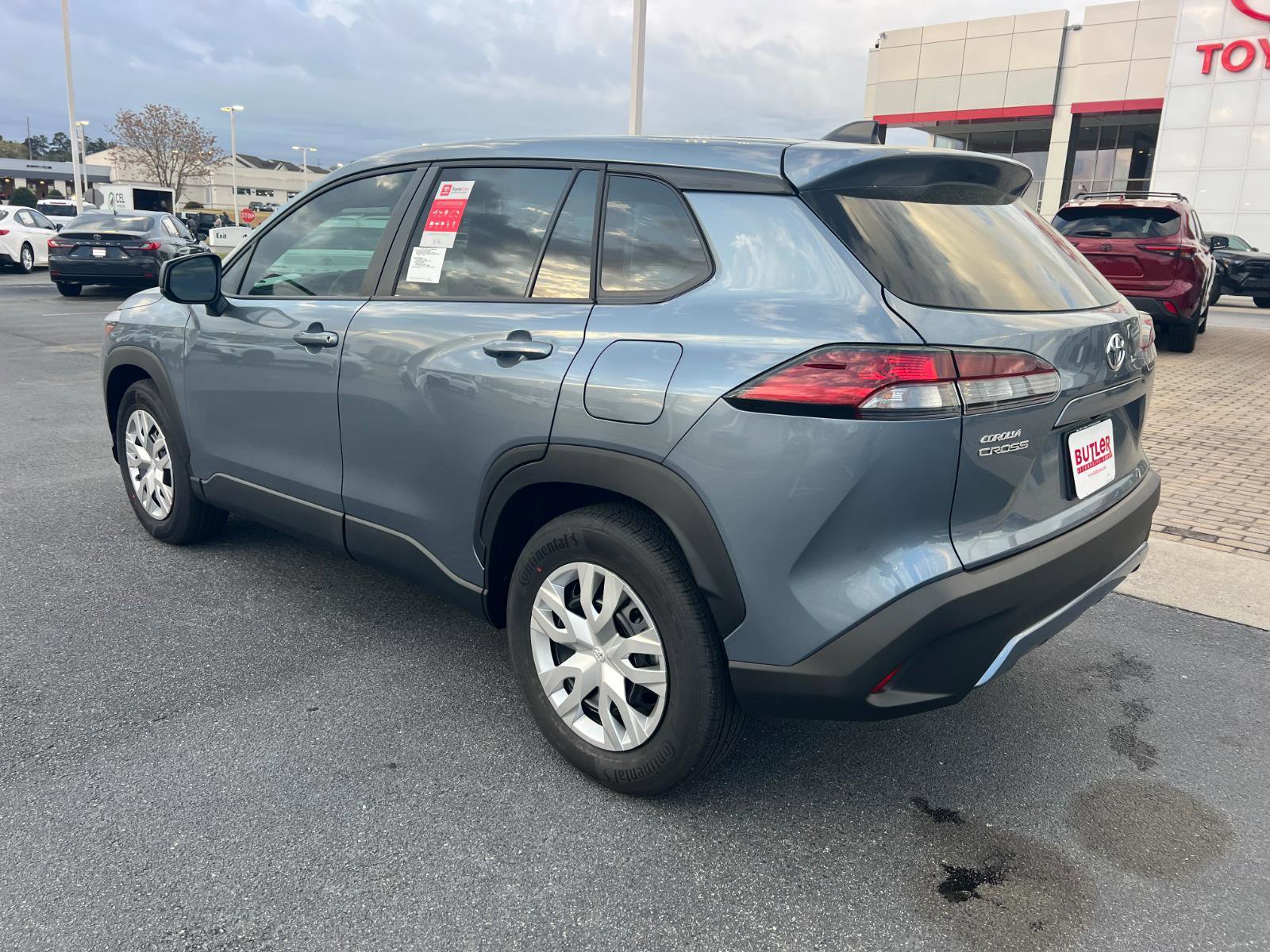 New 2026 Toyota Corolla Cross L image 4