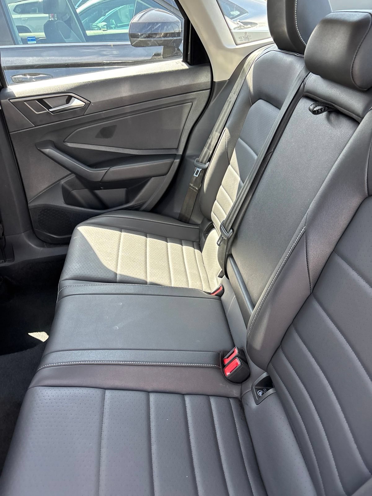 Used 2024 Volkswagen Jetta SE FWD image 8
