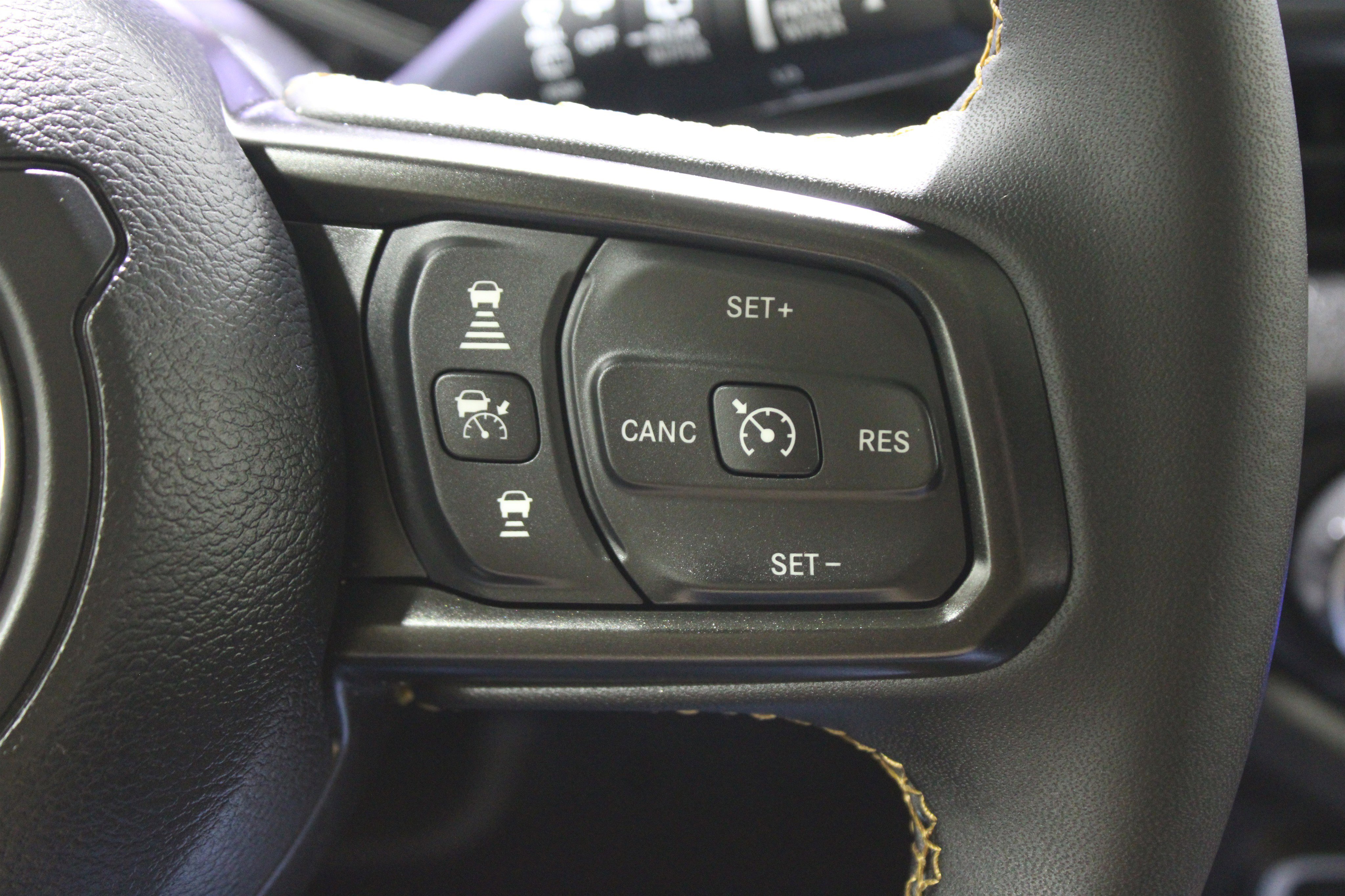 Used 2024 Jeep Wrangler Sport S w/ Dual Top Group image 11