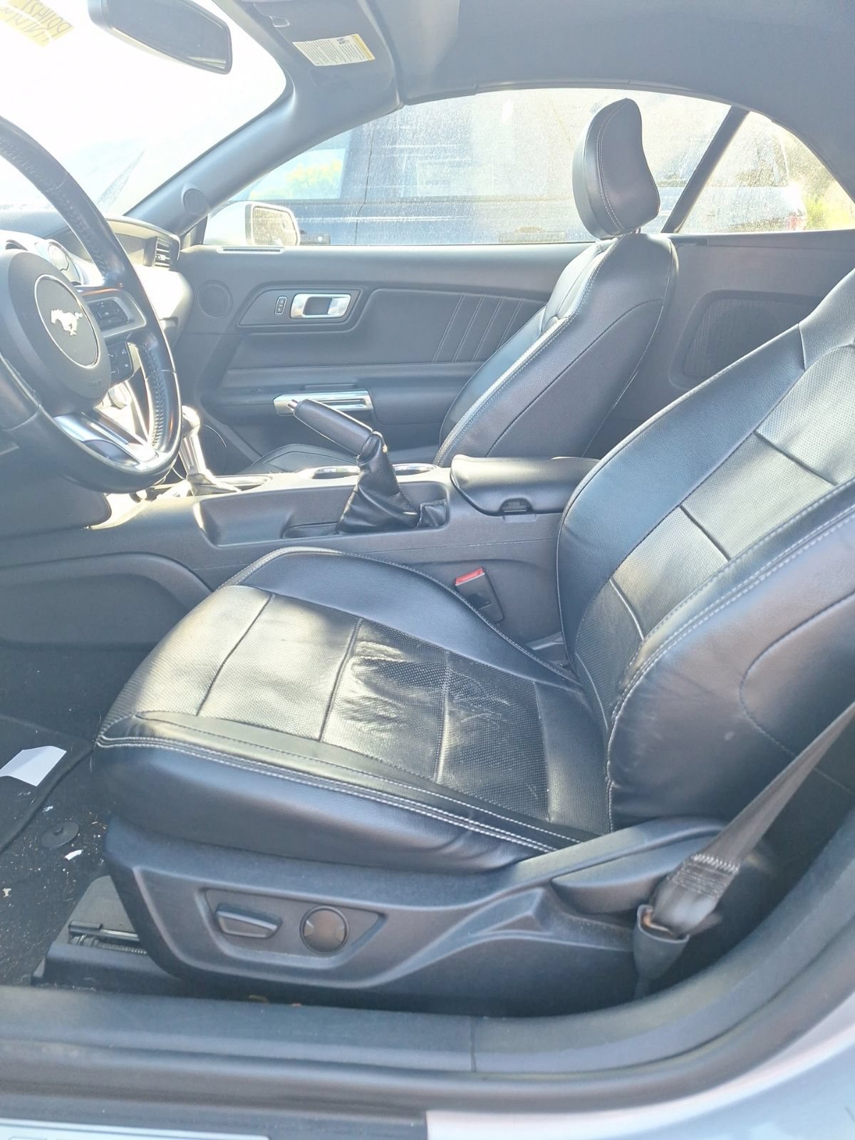 Used 2020 Ford Mustang Premium RWD image 10