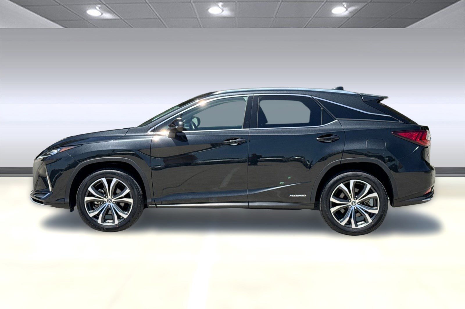 Used 2022 Lexus RX 450h AWD w/ Premium Package image 2