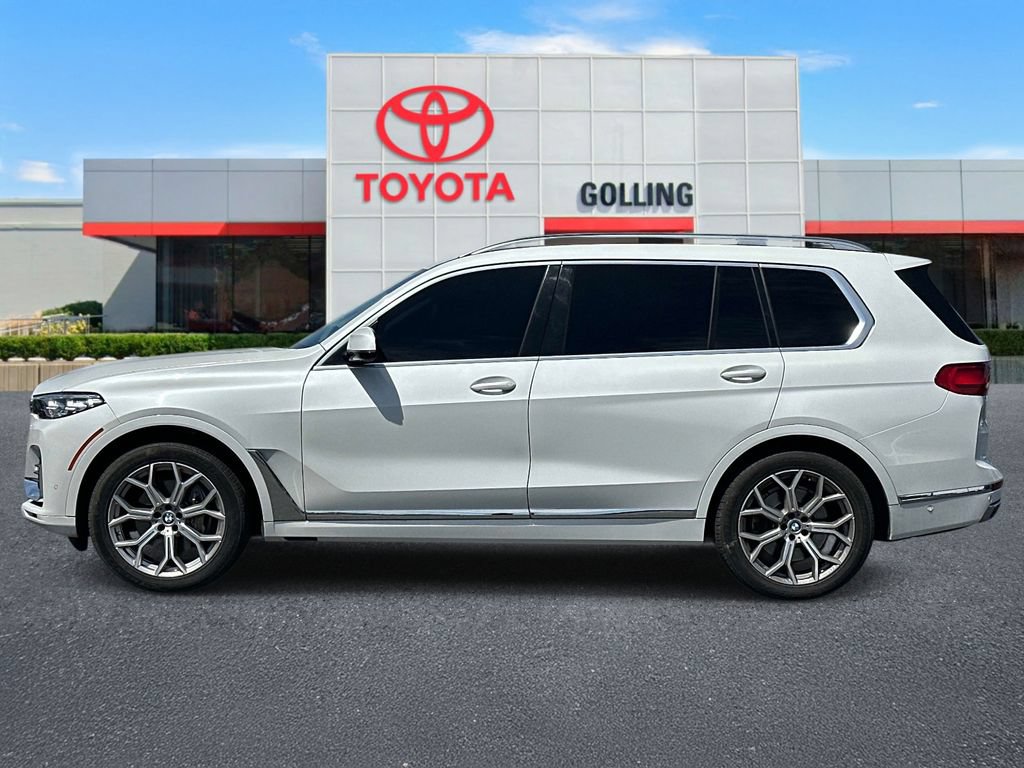 Used 2022 BMW X7 xDrive40i w/ Premium Package AWD/4WD image 2