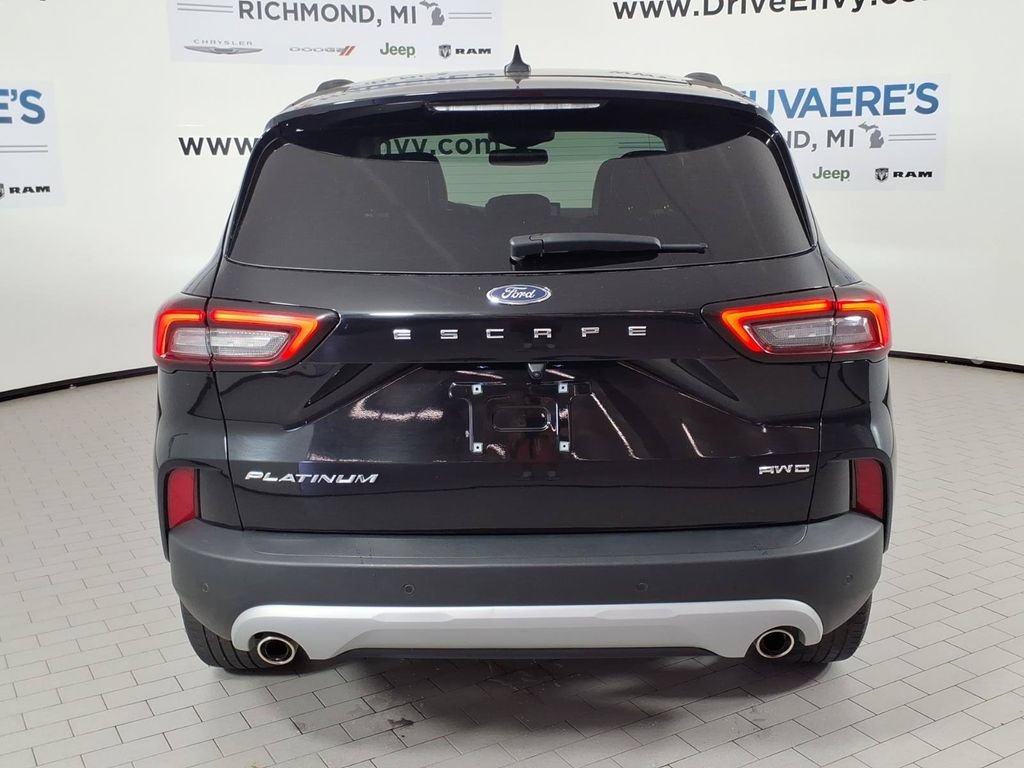 Used 2023 Ford Escape Platinum AWD/4WD image 5