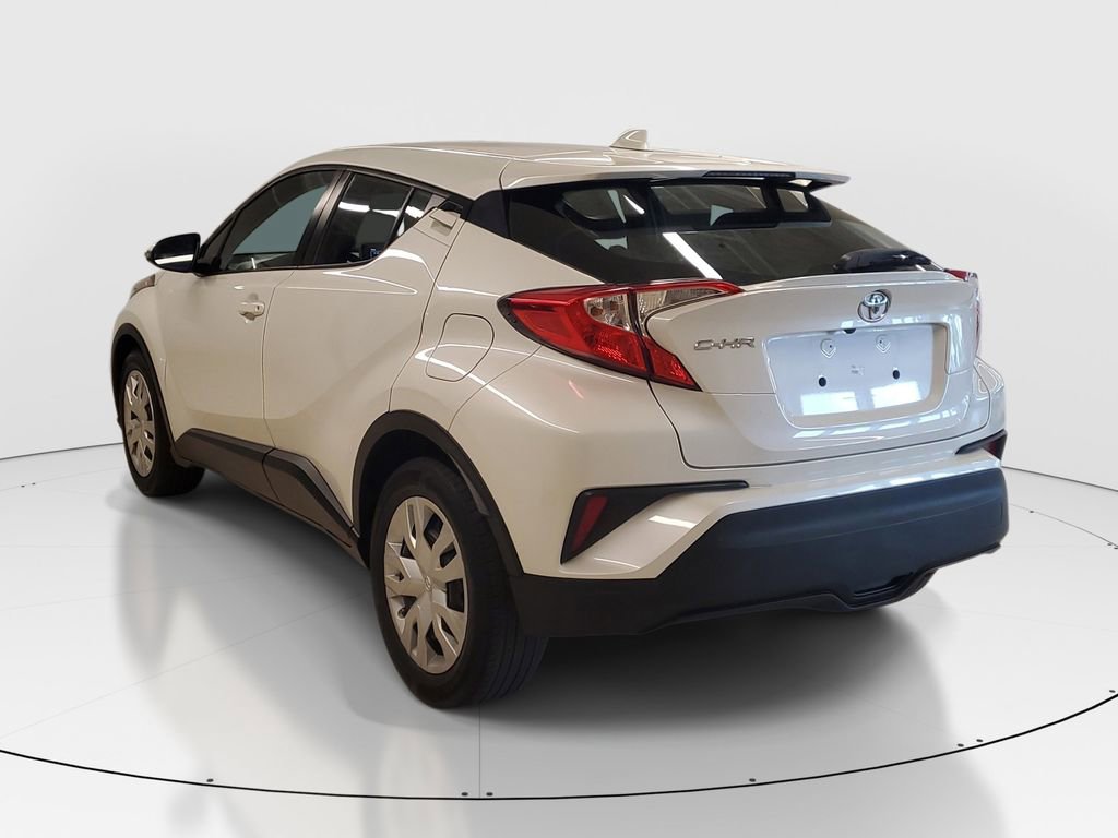 Used 2021 Toyota C-HR LE image 5