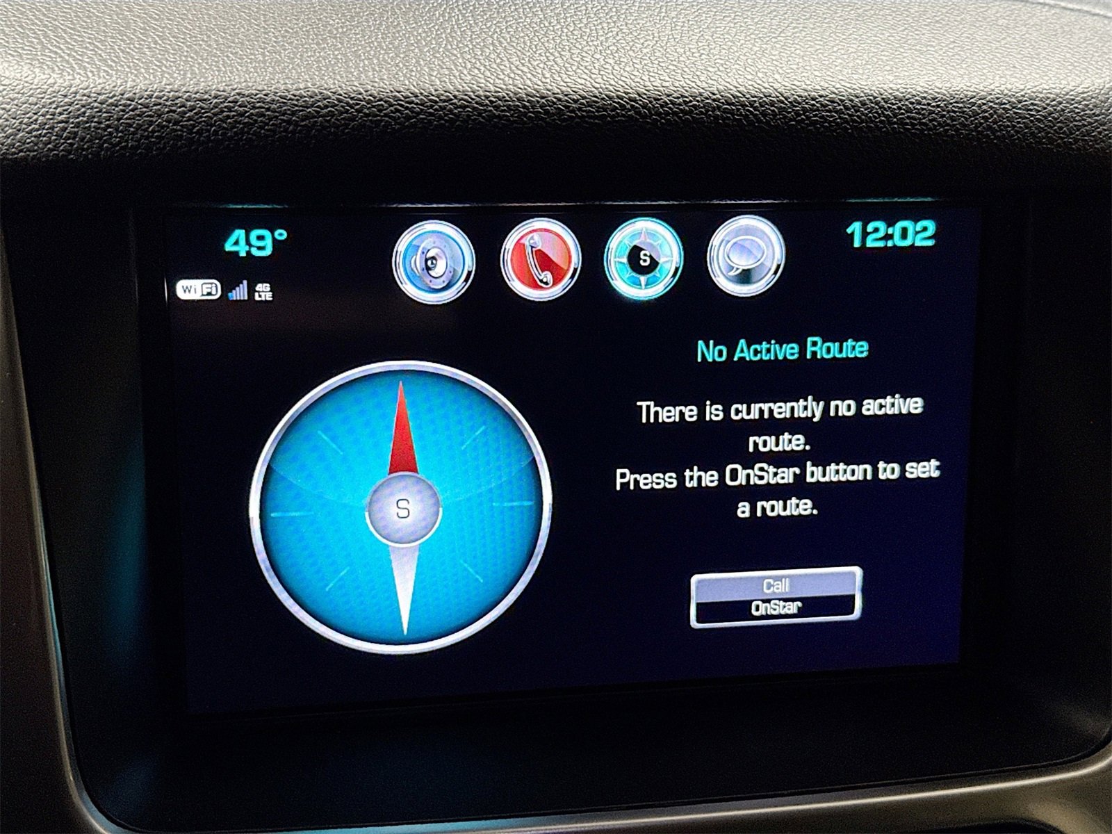 Used 2019 Chevrolet Suburban LS w/ All-Season Package image 13