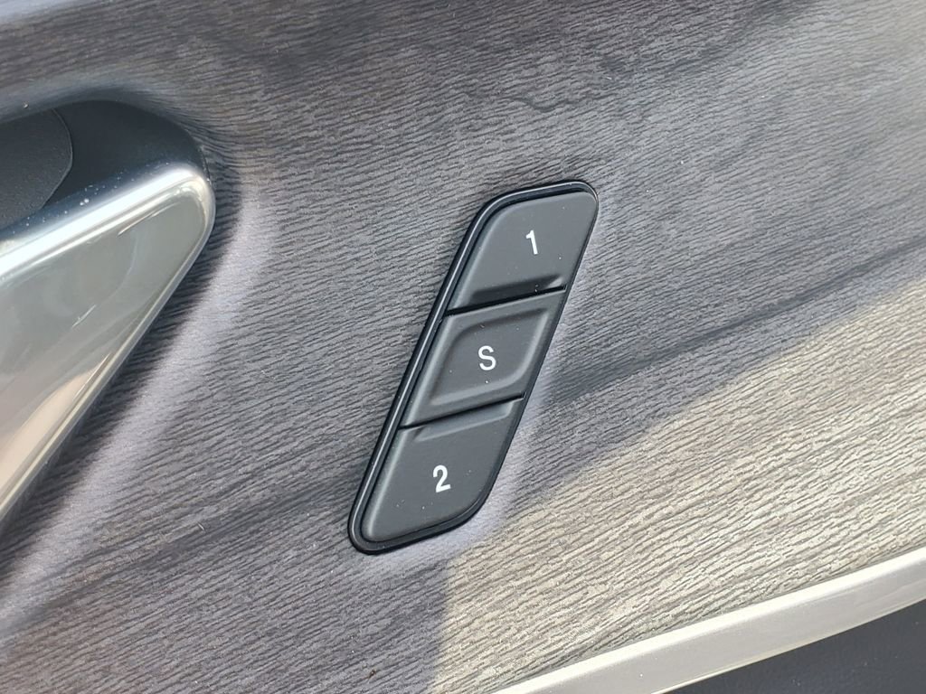 New 2025 Jeep Grand Cherokee Limited image 13