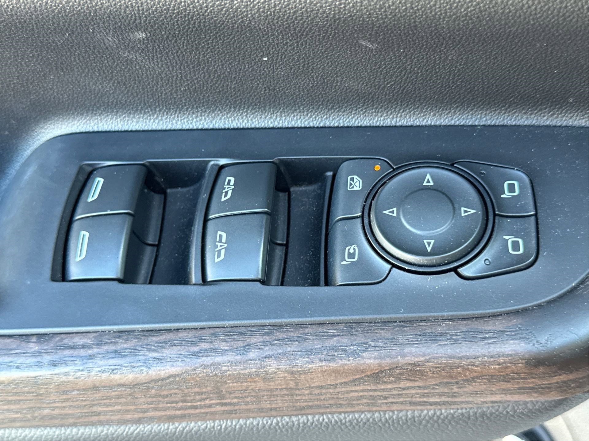 Used 2023 GMC Acadia Denali w/ Denali Technology Package image 37