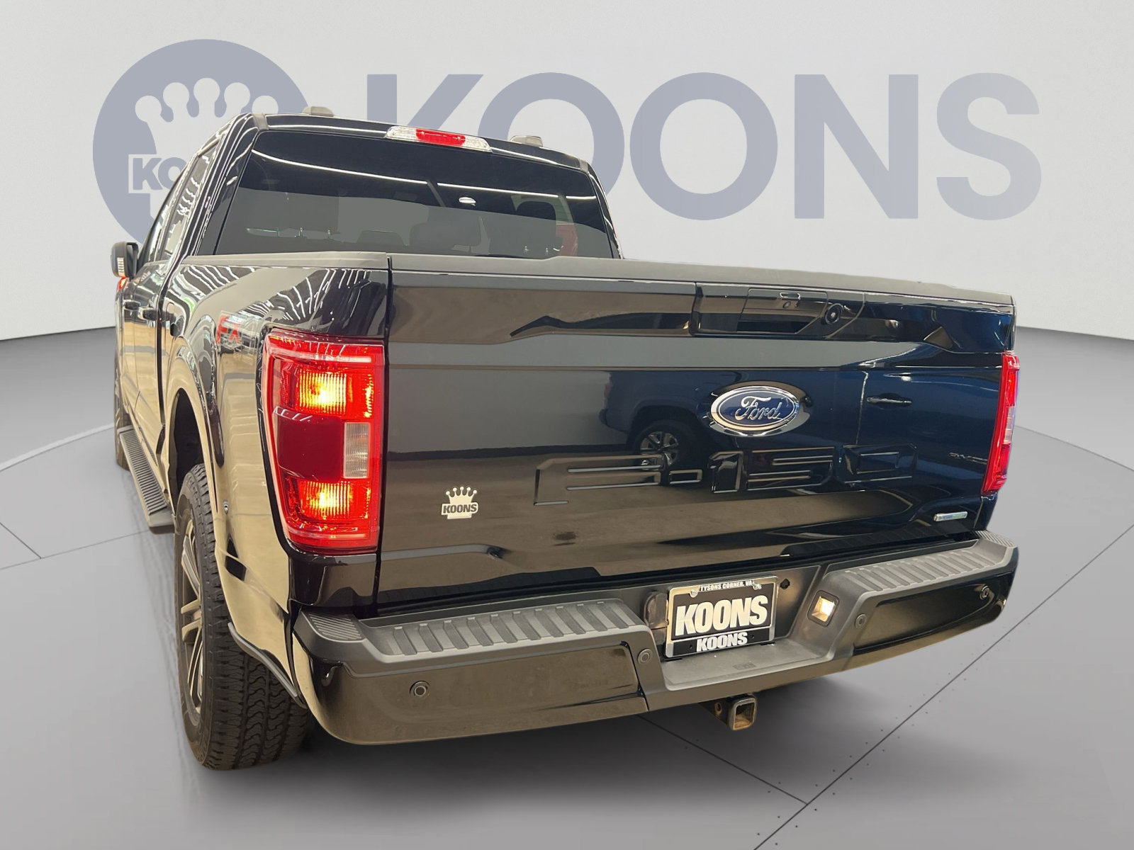 Used 2022 Ford F150 XLT w/ Equipment Group 302A High AWD/4WD image 2