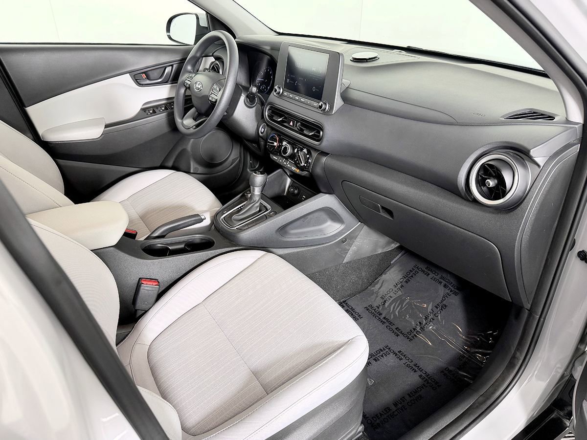 Used 2022 Hyundai Kona SEL AWD/4WD image 41
