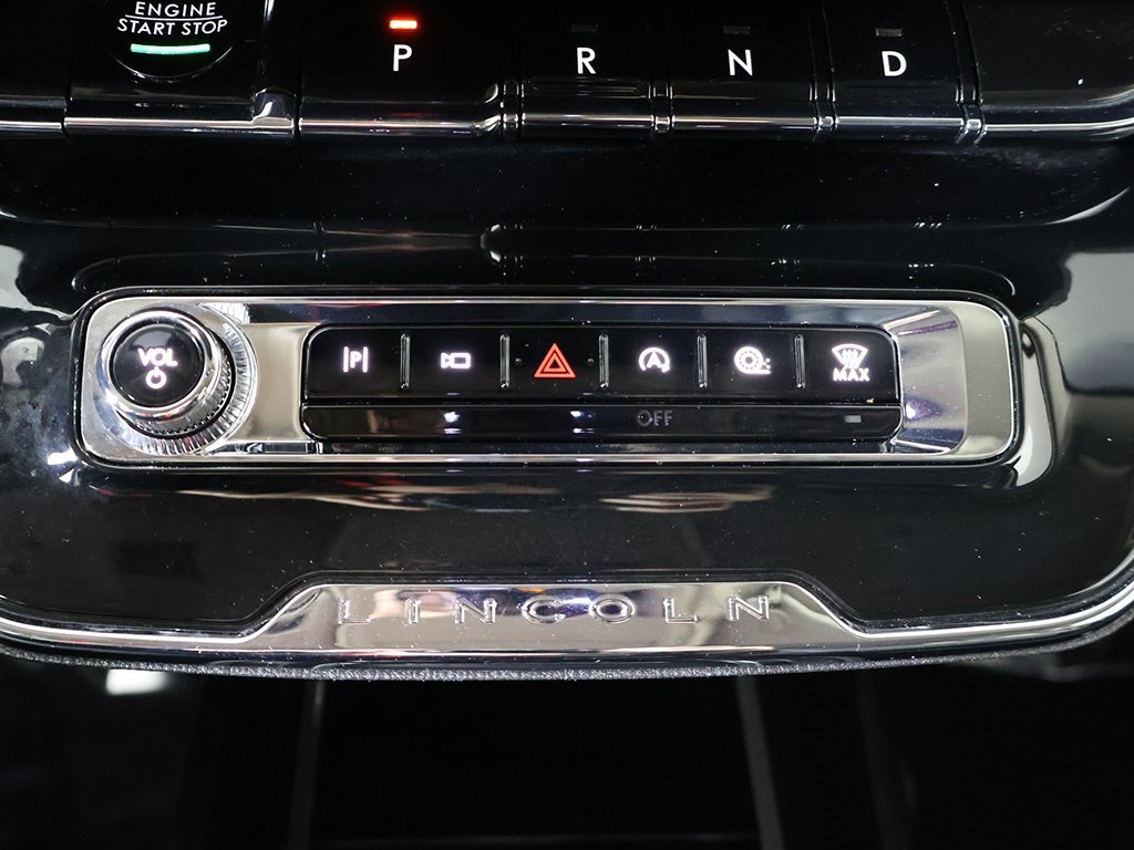 Used 2023 Lincoln Corsair AWD image 50
