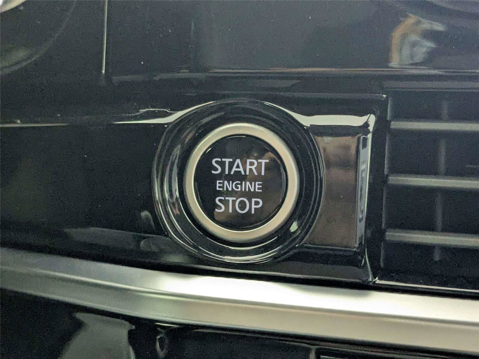 Used 2023 Nissan Pathfinder SL w/ Lighting Package (N92) image 23