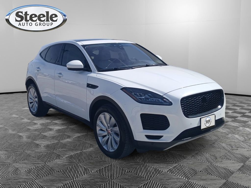 Used 2020 Jaguar E-PACE SE image 7