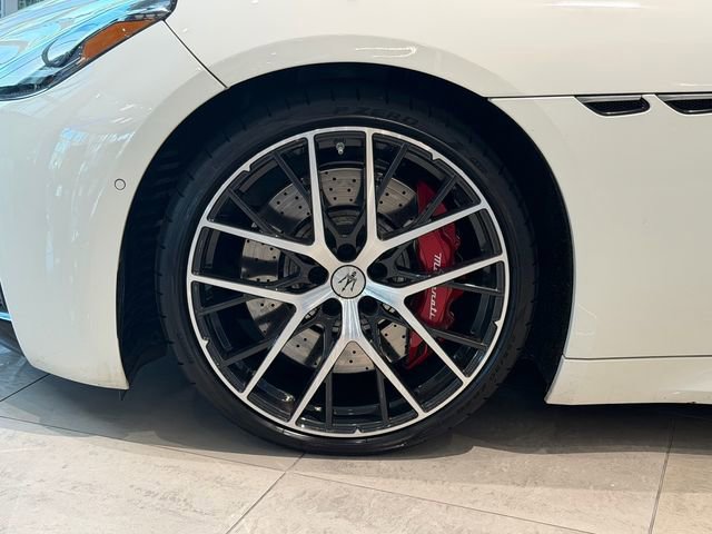 Used 2024 Maserati GranTurismo Modena AWD/4WD image 4