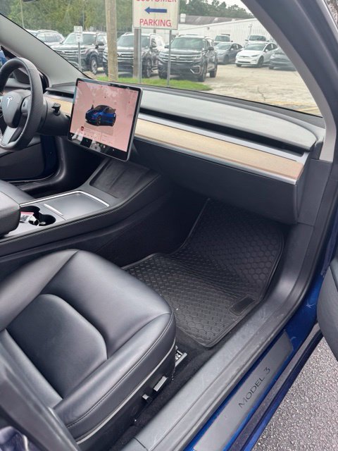 Used 2023 Tesla Model 3 Standard Range RWD image 16