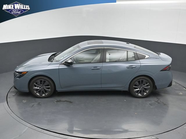 Used 2026 Nissan Sentra SL w/ Floor Mat Package FWD image 12